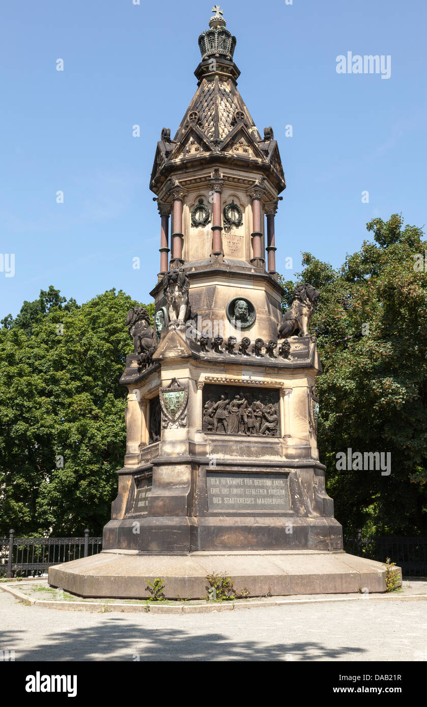 Denkmal für die deutsch-französischen Krieg 1870 / 71 im Fürstenwallpark, Magdeburg, Sachsen-Anhalt, Deutschland Stockfoto
