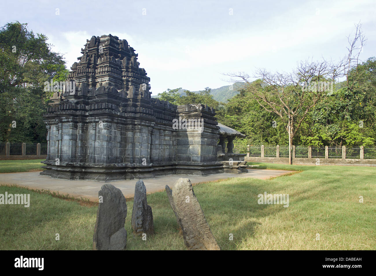 Mahadev Tempel, Tambdi Surla, Goa Indien.  12. Jahrhundert und der älteste Tempel in Goa Stockfoto