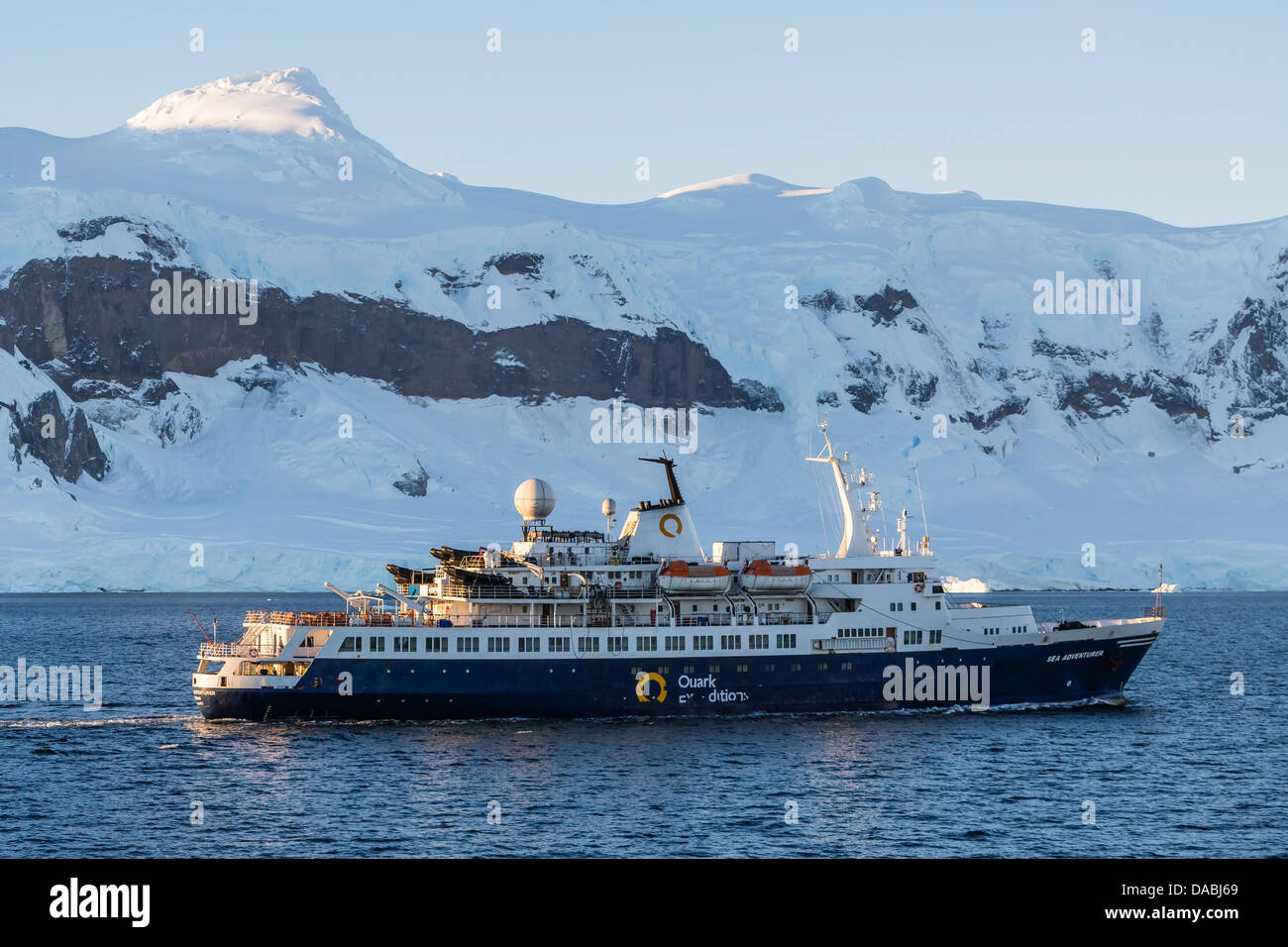 Quark Expeditions Schiff Meer Abenteurer in die Gerlache Strait, Antarktis, Südlicher Ozean, Polarregionen tätig Stockfoto