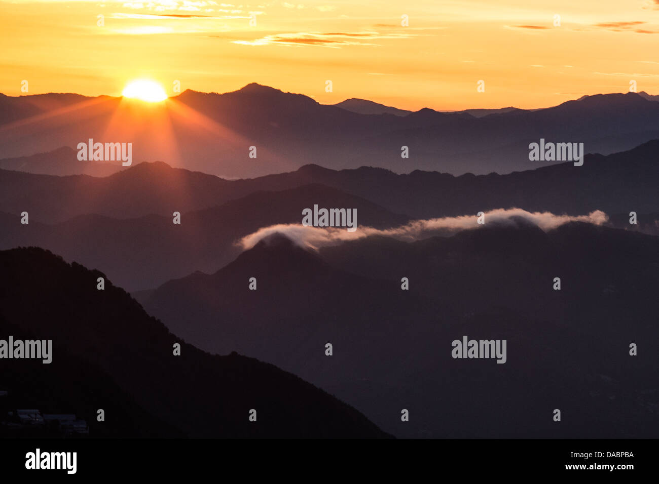 Sonnenuntergang von Mussoorie, Indien Stockfoto