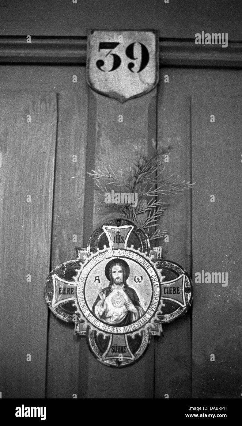 Detail von der Zellentür. Kartäuser-Kloster, Pleterje, Slowenien. Archival Fotografie aus dem Jahr 1985. Stockfoto