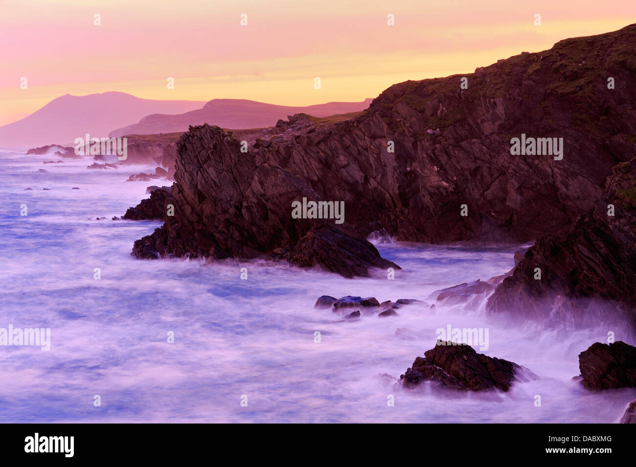 Küste am Atlantic Drive, Achill Island, County Mayo, Connaught (Connacht), Republik Irland, Europa Stockfoto