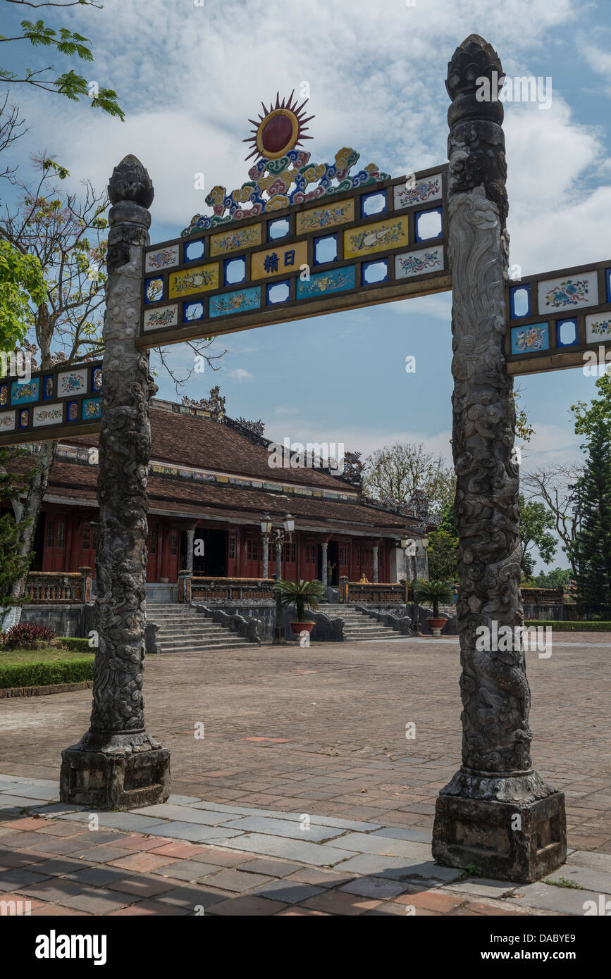 Dien Thai Hoa oder Palast der obersten Harmonie in der inneren Zitadelle von der Kaiserstadt Hue Stockfoto