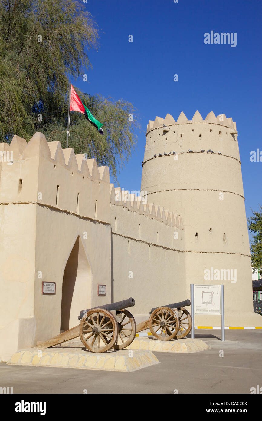 Sultan Bin Zayed Fort, jetzt der Al Ain Museum, Al Ain, Abu Dhabi, Vereinigte Arabische Emirate, Naher Osten Stockfoto