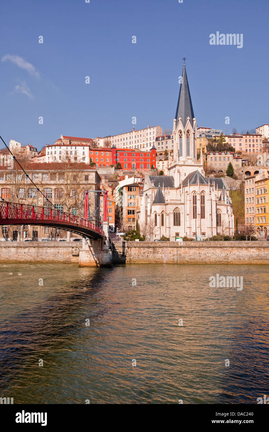 Passerelle Saint-Georges-Brücke, die Altstadt von Lyon und den Fluss Saone, Lyon, Rhone-Alpes, Frankreich, Europa Stockfoto