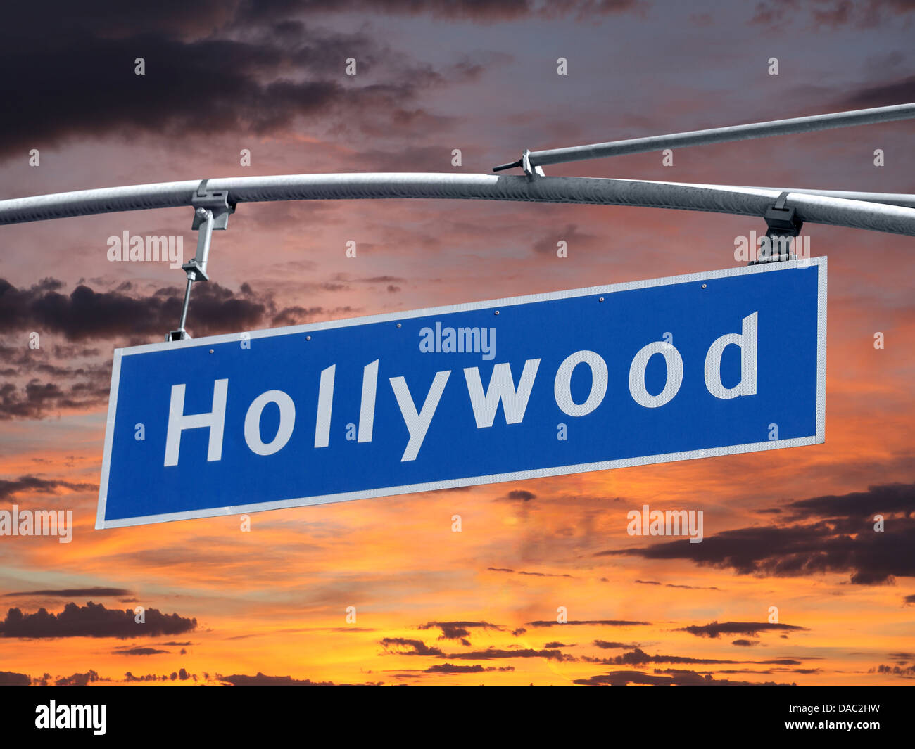 Hollywood Blvd Straßenschild mit orange sunset sky Stockfoto