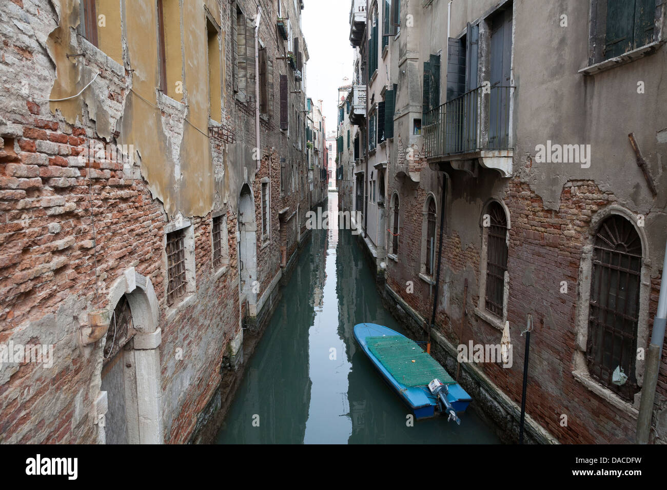 Kanal in San Polo District, Venedig, Italien Stockfoto