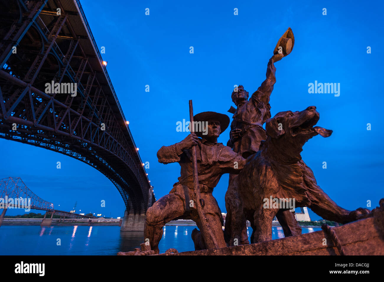'Die Kapitäne Return' Statue von Lewis und Clark auf dem Mississippi in St. Louis, Missouri, Vereinigte Staaten von Amerika Stockfoto