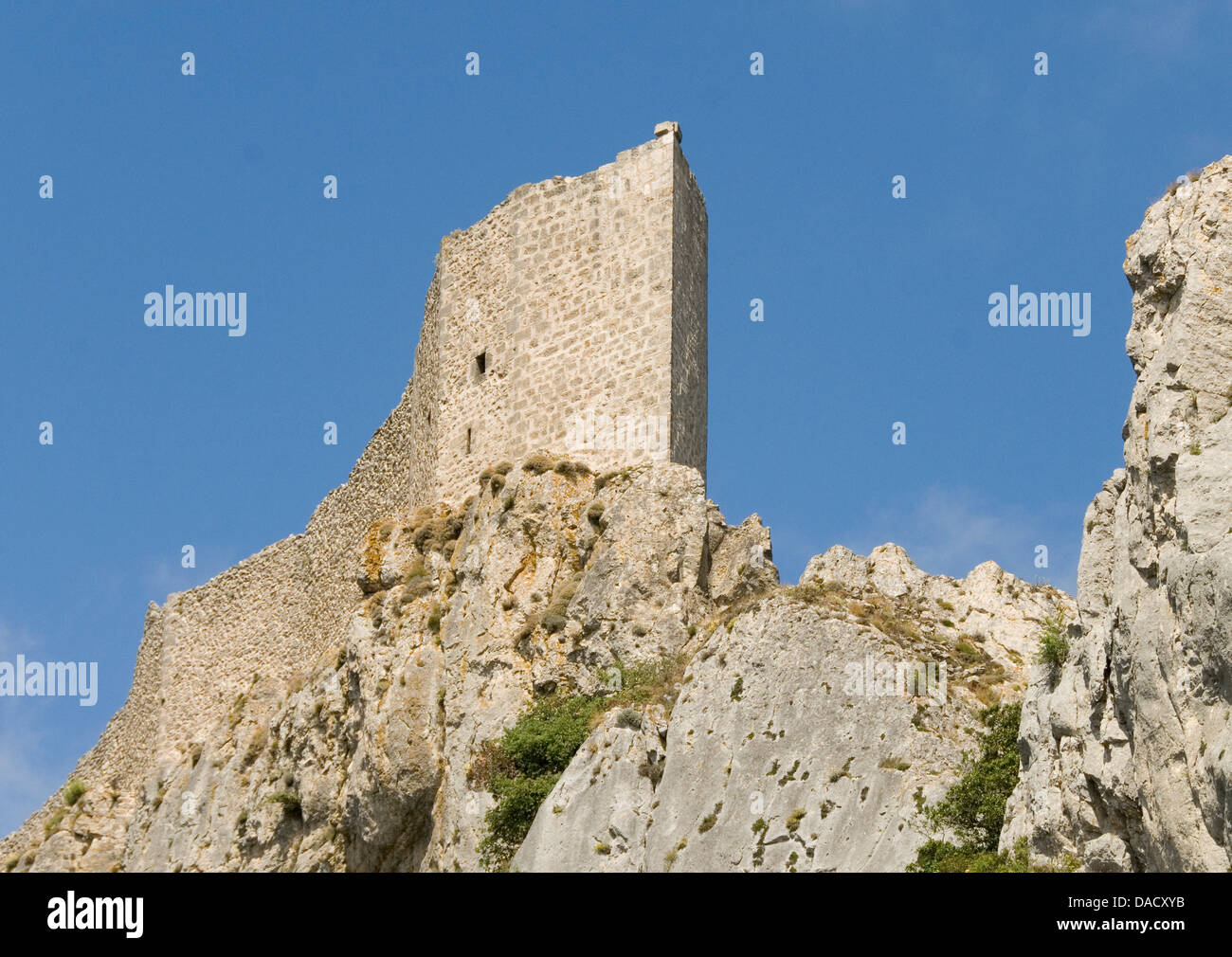 Château de Peyrepertuse, eine Burg der Katharer, Languedoc, Frankreich Stockfoto