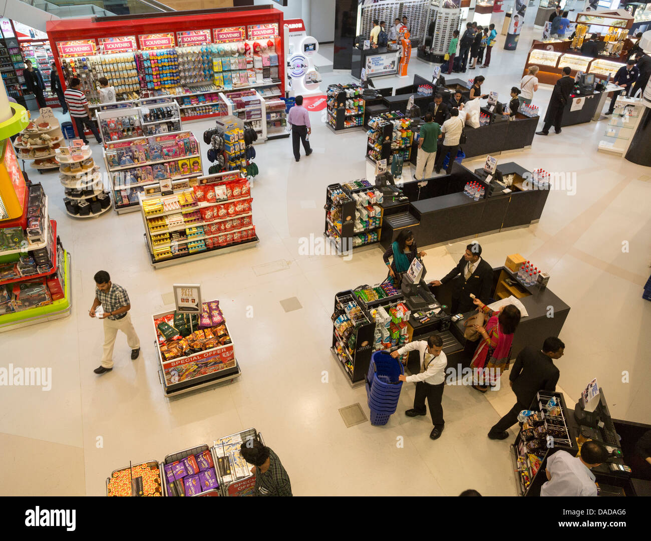 Duty free-Shop, Flughafen Doha, Katar Stockfoto