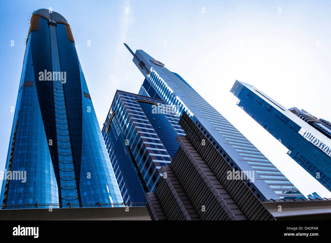 hohen Luxus blauen Gebäude Wolkenkratzer Stockfoto