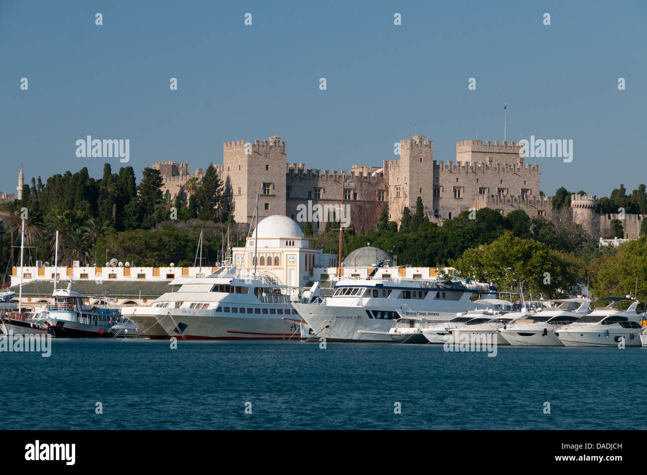 Luxus-Yachten in Griechenland, Hafen von Rhodos Stockfoto