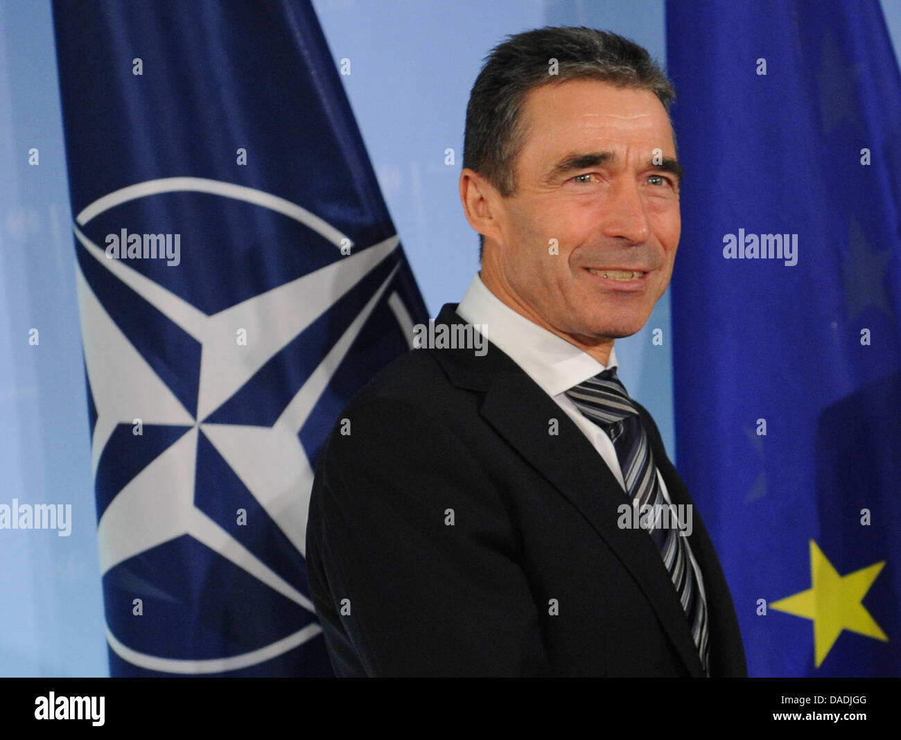 NATO-Generalsekretär Anders Fogh Rasmussen steht im Auswärtigen Amt in Berlin, Deutschland, 27. Oktober 2011. Foto: RAINER JENSEN Stockfoto