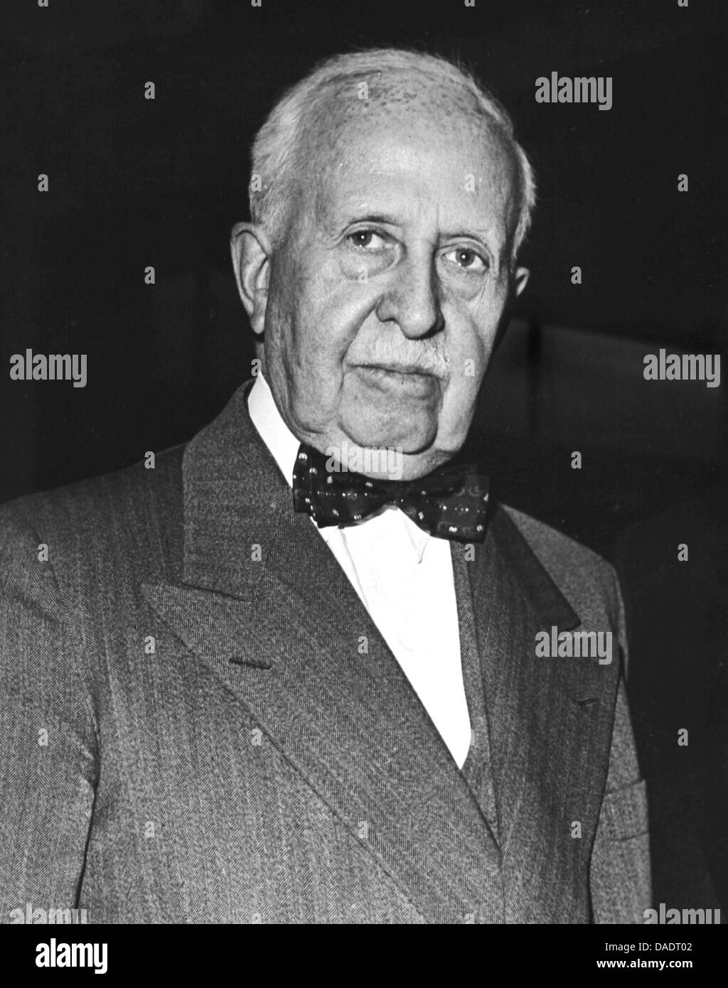 James Bargeld Penney im Jahr 1958. Porträt von Fotograf Fred Stein (1909 – 1967), die 1933 aus Nazideutschland nach Frankreich emigriert und schließlich in die USA. Stockfoto