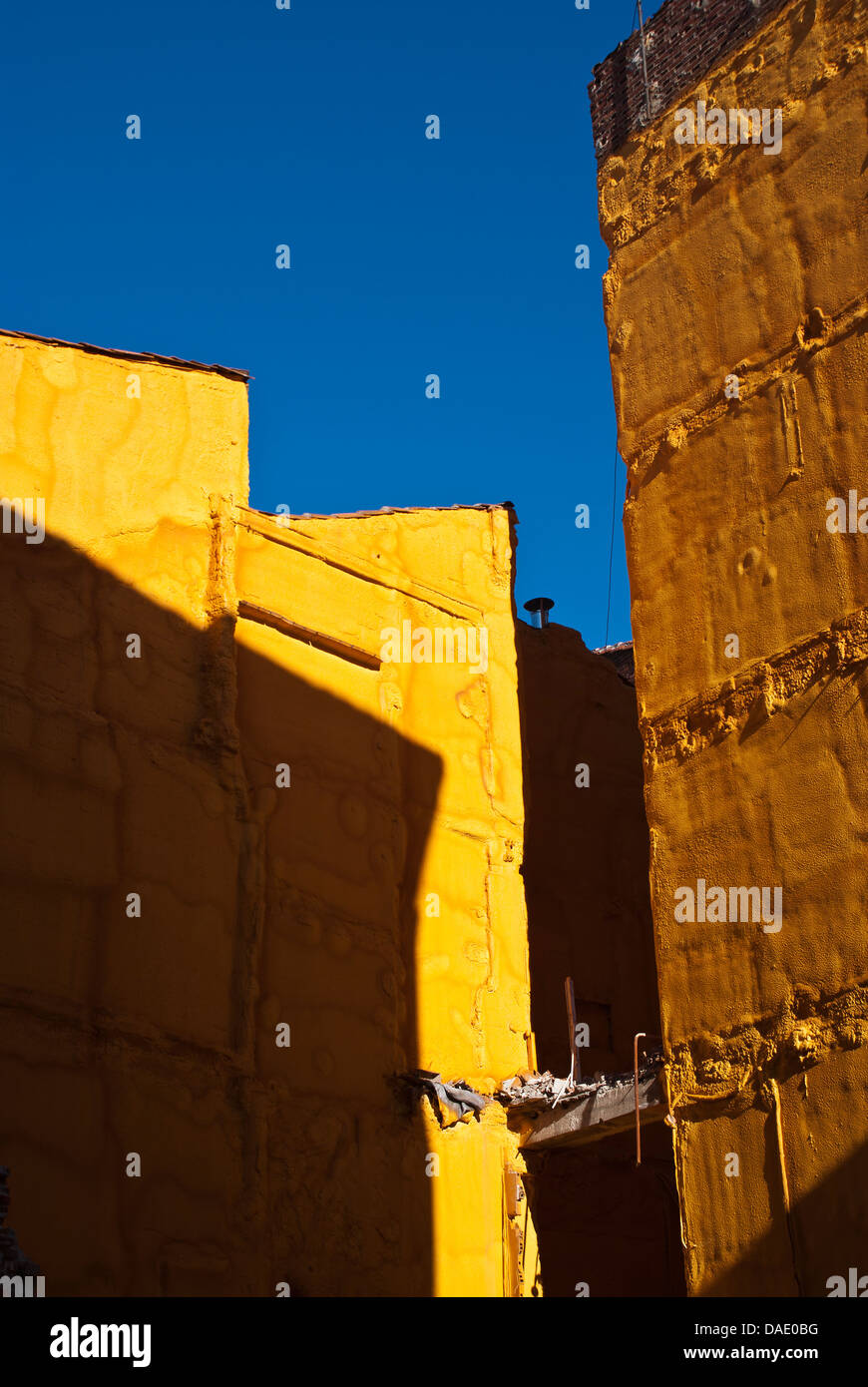 altes Gebäude in der Stadt leon Stockfoto