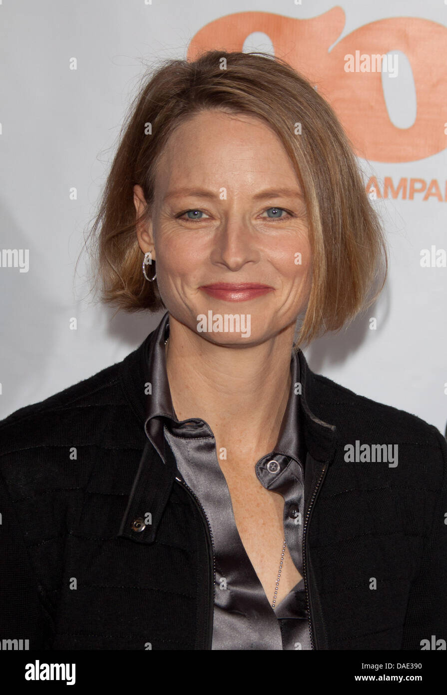 Schauspielerin Jodie Foster kommt auf der 4. Jahrestagung gehen gehen Gala im Hotel London in Los Angeles, USA, am 10. November 2011. Foto: Hubert Boesl Stockfoto