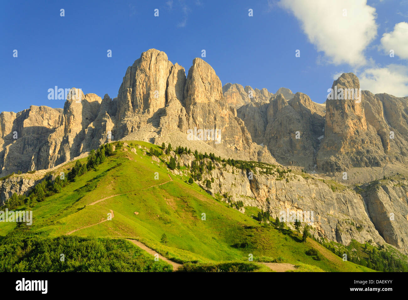 Wanderweg um die Sella-Gruppe, Italien Stockfoto