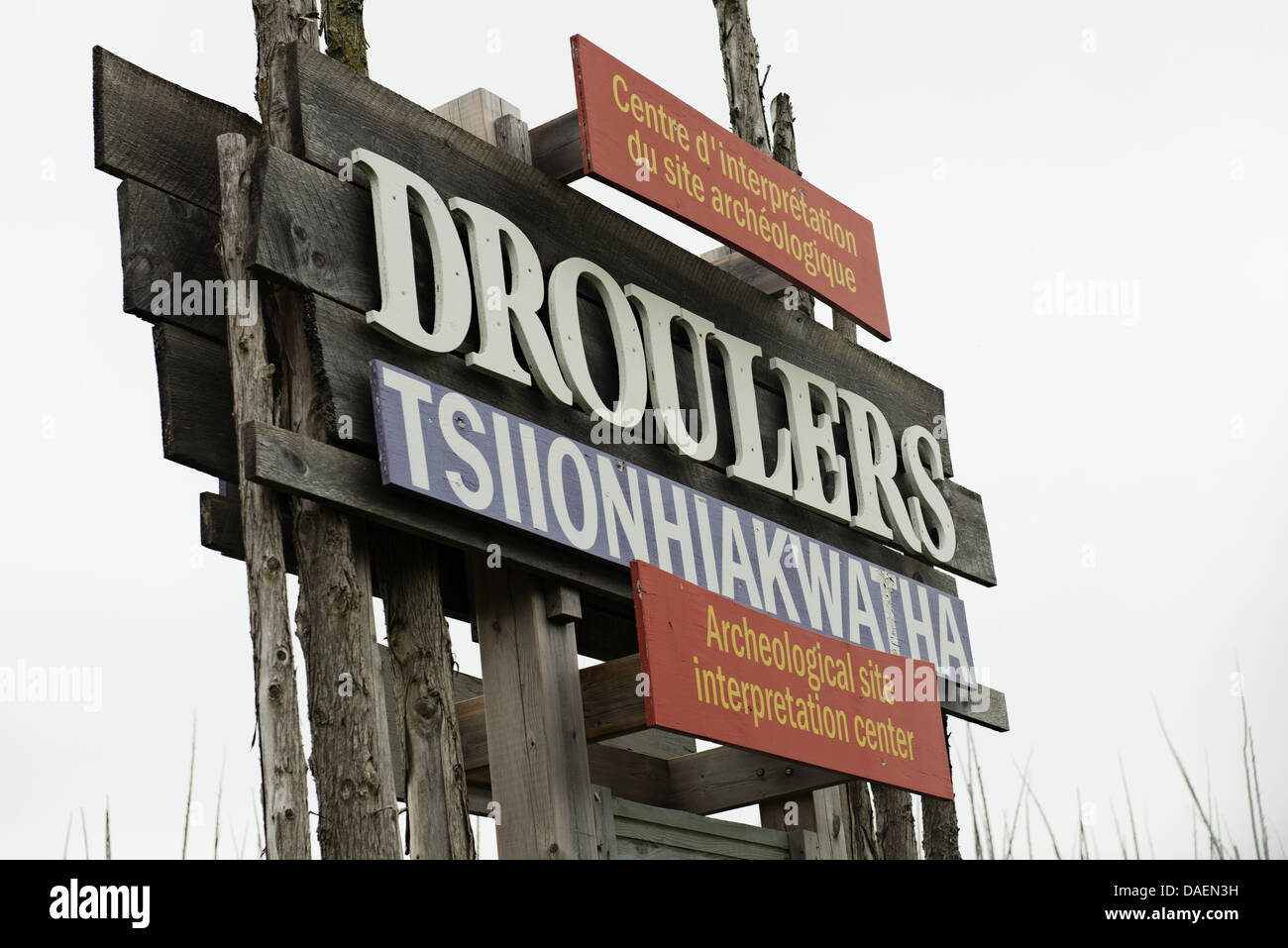 Droulers archäologische Stätte Interpretationszentrum - Replik eines Irokesen Dorfes, 15. Jahrhundert Stockfoto