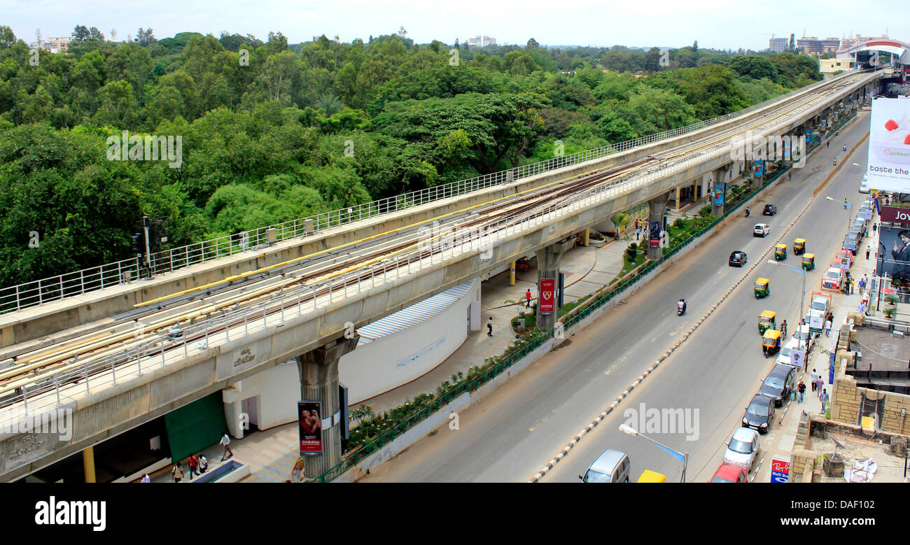 Bangalore-Stadt. M G Road Metrostation im Blick Stockfoto