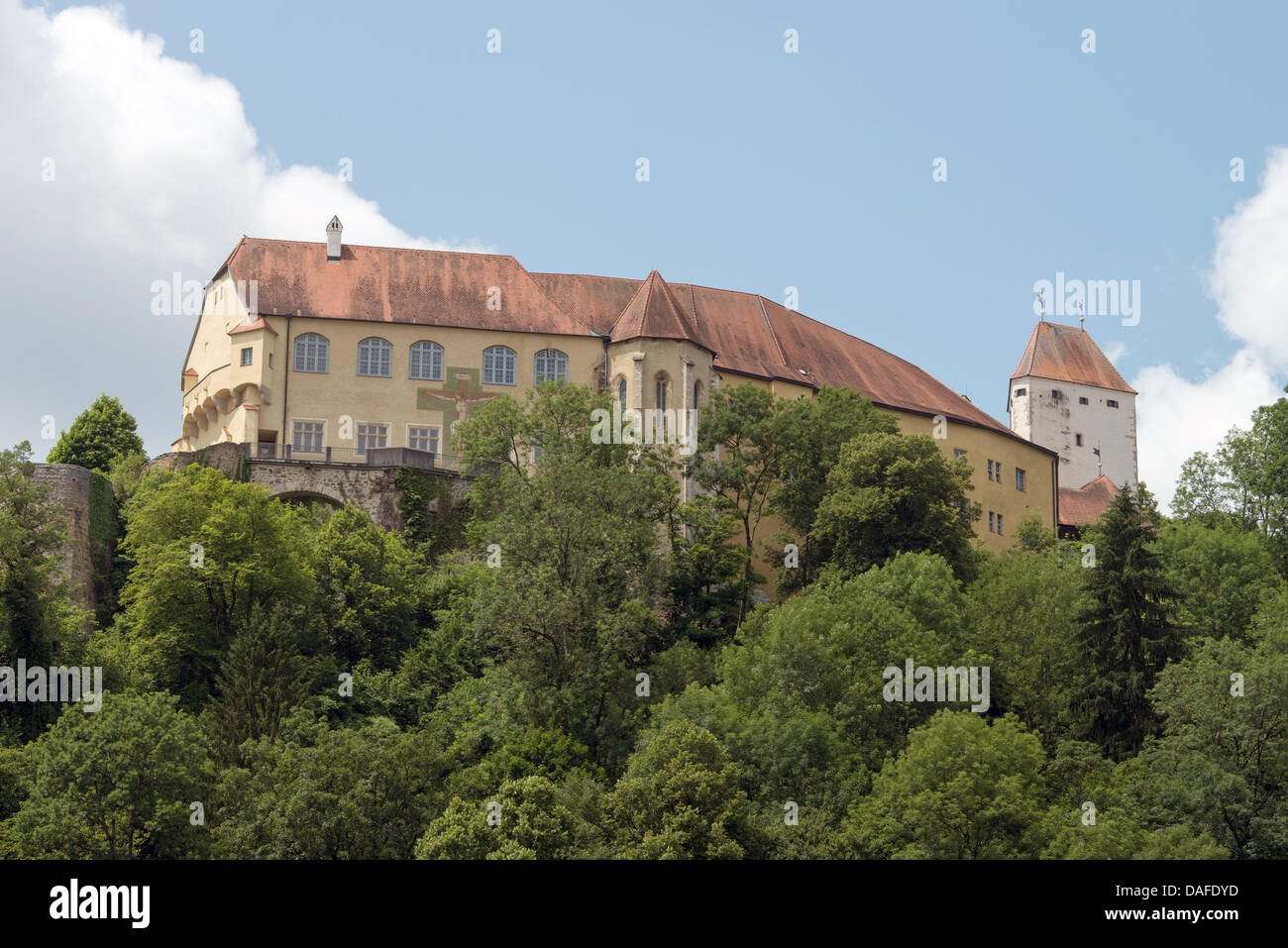 Schloss Neuburg am Inn River (Schloss Neuburg am Inn) ist in Neuburg Am Inn, Deutschland, 27. Juni 2013 abgebildet. Foto: ARMIN WEIGEL Stockfoto