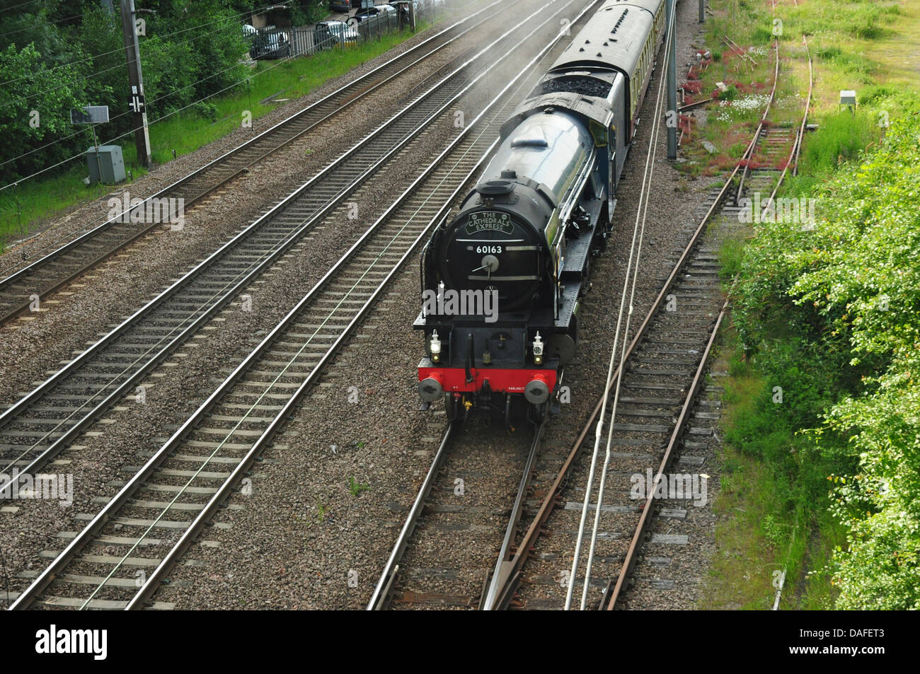 A1 Steam locomotive 60163 Tornado Richtung Süden durch Hitchin, Hertfordshire, England, UK Stockfoto