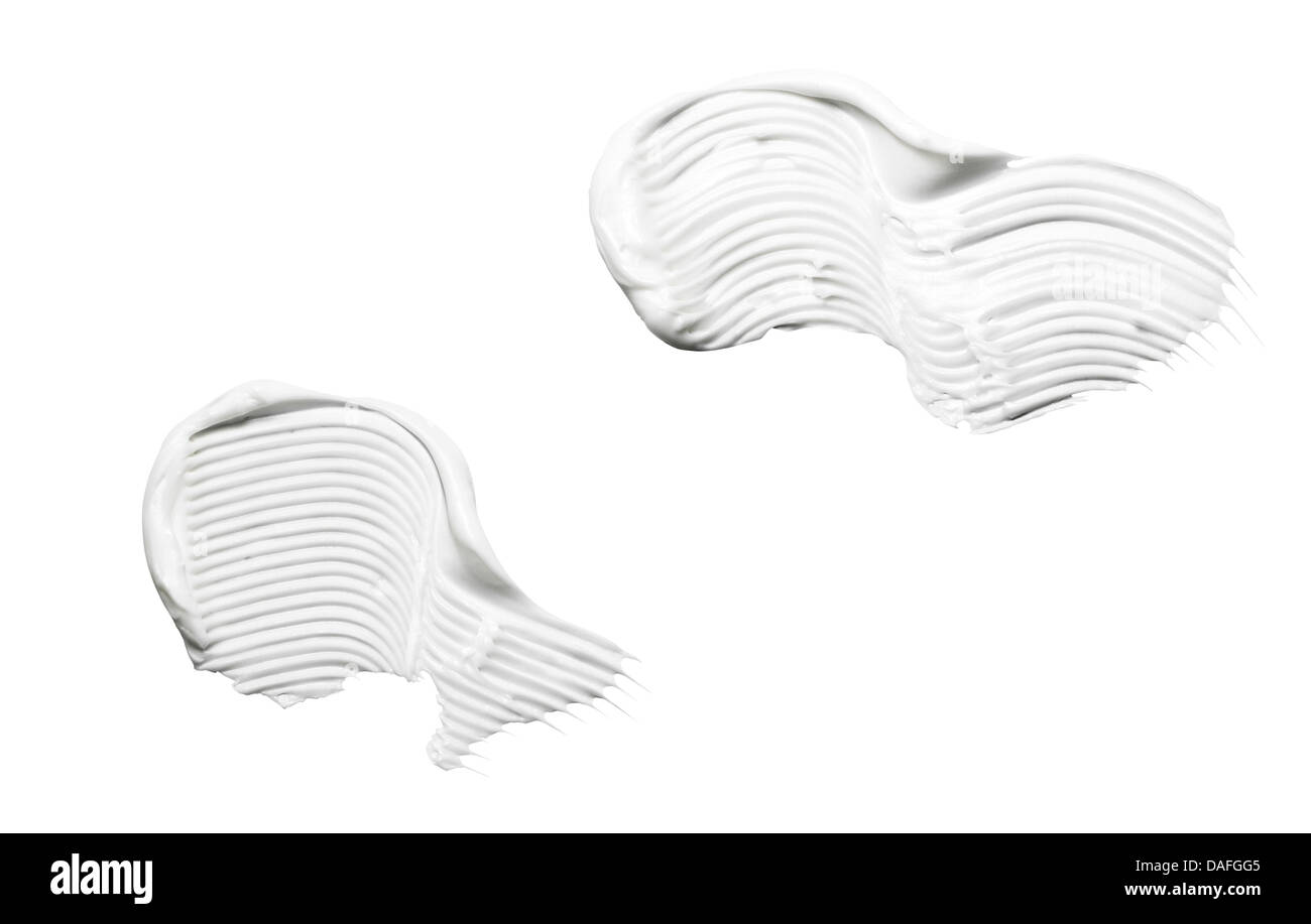 Schwung der weißen Beauty Creme Öl-Gel-Produkt auf einem weißen Hintergrund ausschneiden Stockfoto