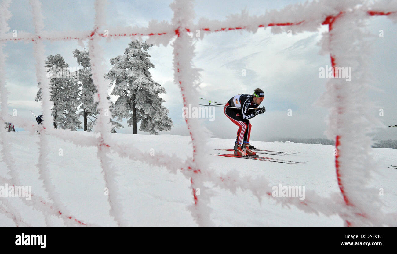 Franz Goering Deutschlands ist abgebildet in Aktion bei der Herren 4 x 10 km Langlauf-Staffel bei der nordischen Ski-WM in Oslo, Norwegen, 4. März 2011. Foto: Hendrik Schmidt Stockfoto