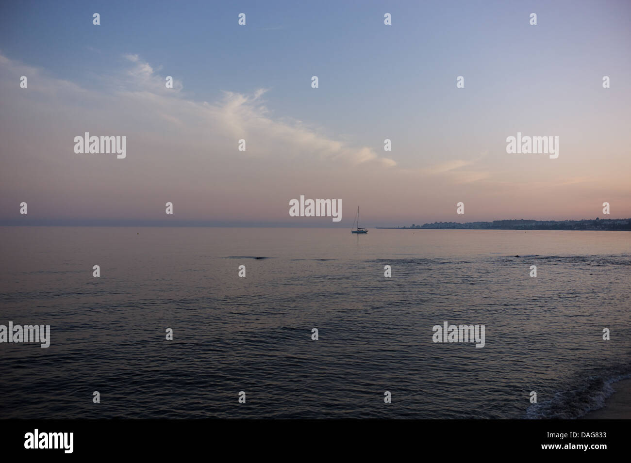 Sonnenuntergang, Boot, Horizont, Horizontal, Landschaft, See, Segeln, Meer, Wasser Stockfoto