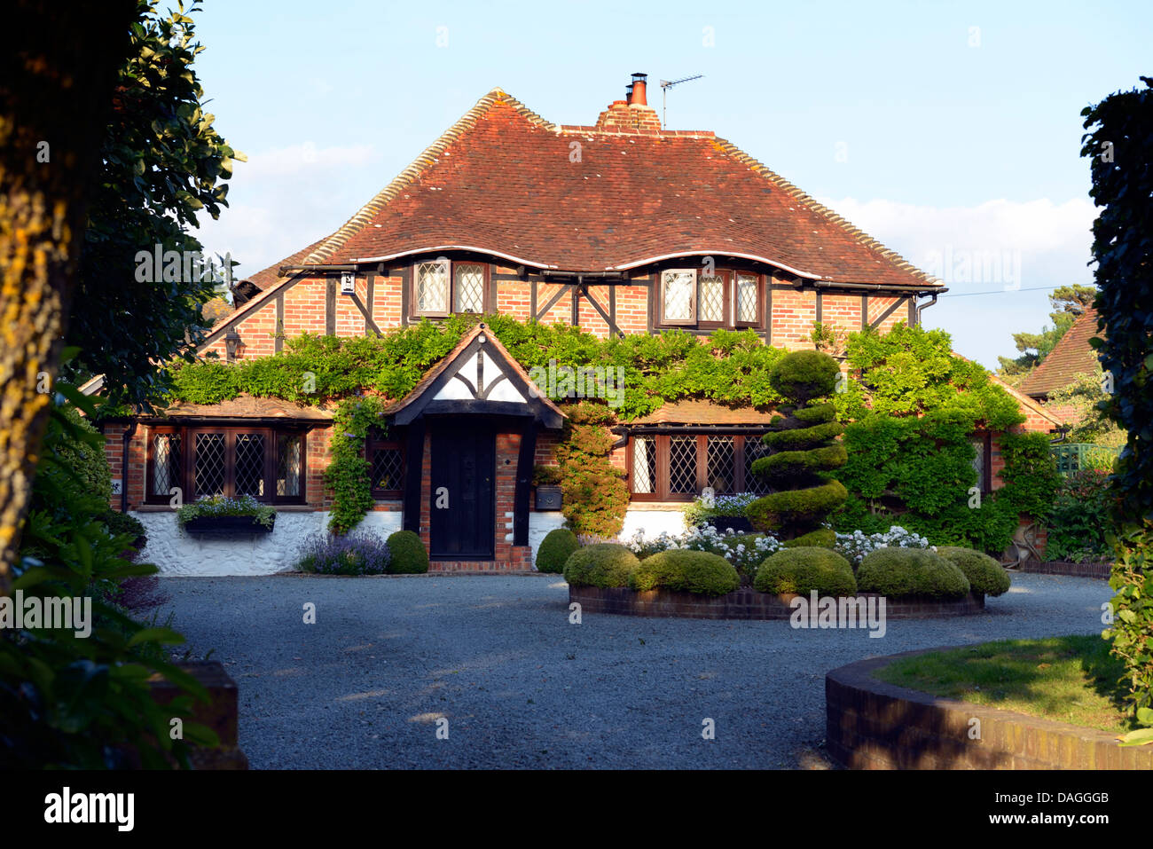 Einer traditionellen Wohn Wohnung mit Formschnitt, West Itchenor, West Sussex, UK Stockfoto