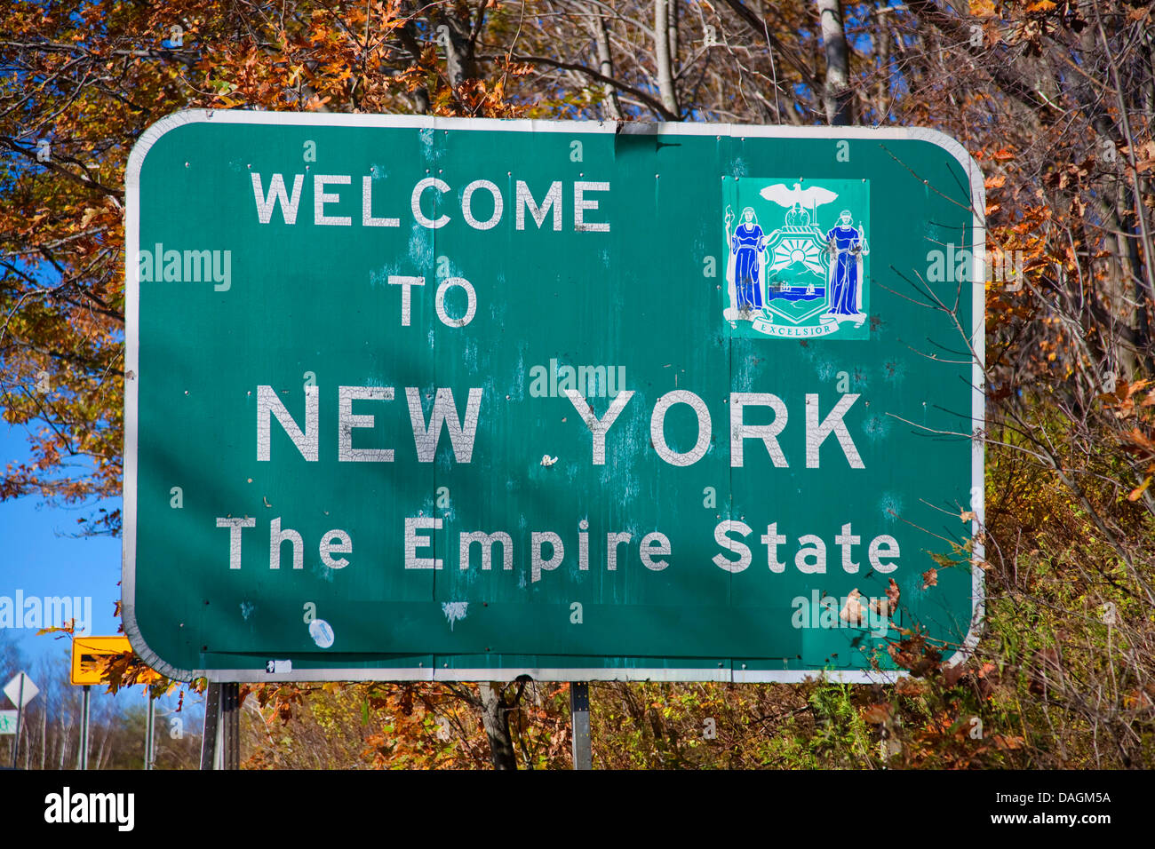Melden Sie an der Grenze zum Bundesstaat New York, USA an, New York (Bundesstaat), Williamstown Stockfoto