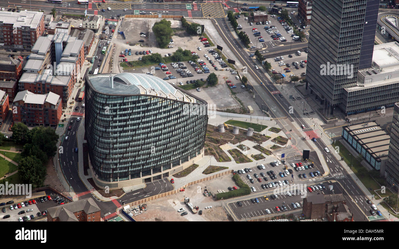 Luftaufnahme des One Angel Square im Stadtzentrum von Manchester, Heimat der CoOperative Group, Co-op-HQ Stockfoto