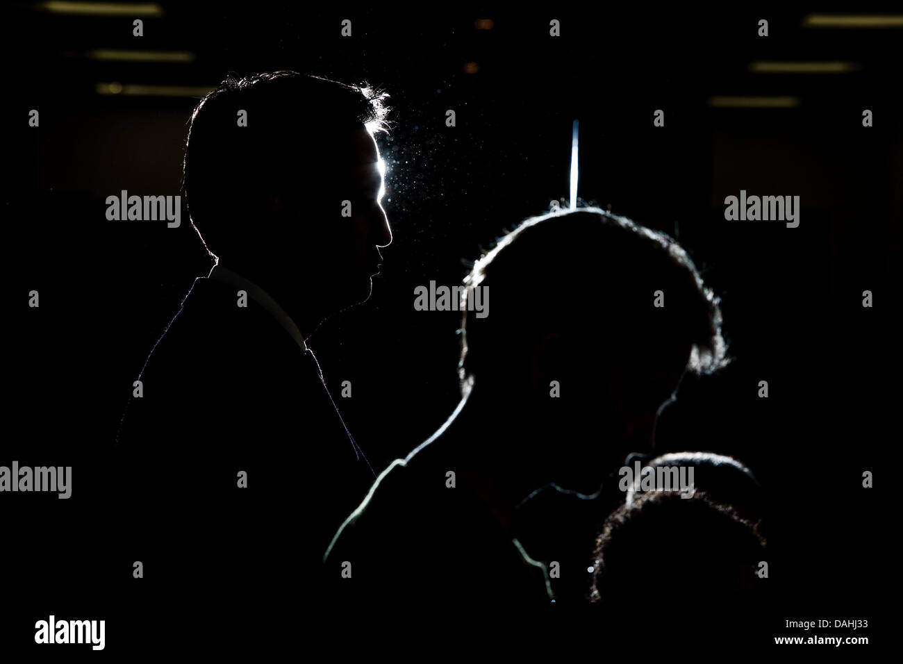 Ed Miliband und Yvette Cooper in der silhouette Stockfoto