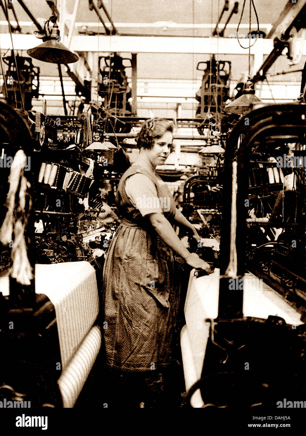 Textilarbeiterin frühen 1900er Jahren Stockfoto