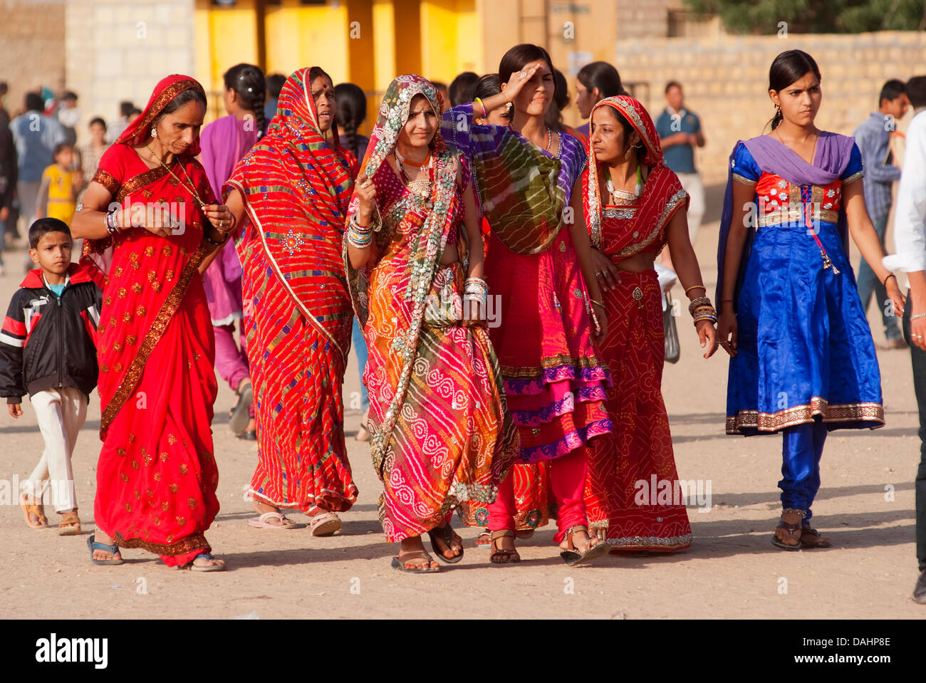 Frauen verkleidet für die Desert Festival in Jaisalmer, Indien. Stockfoto