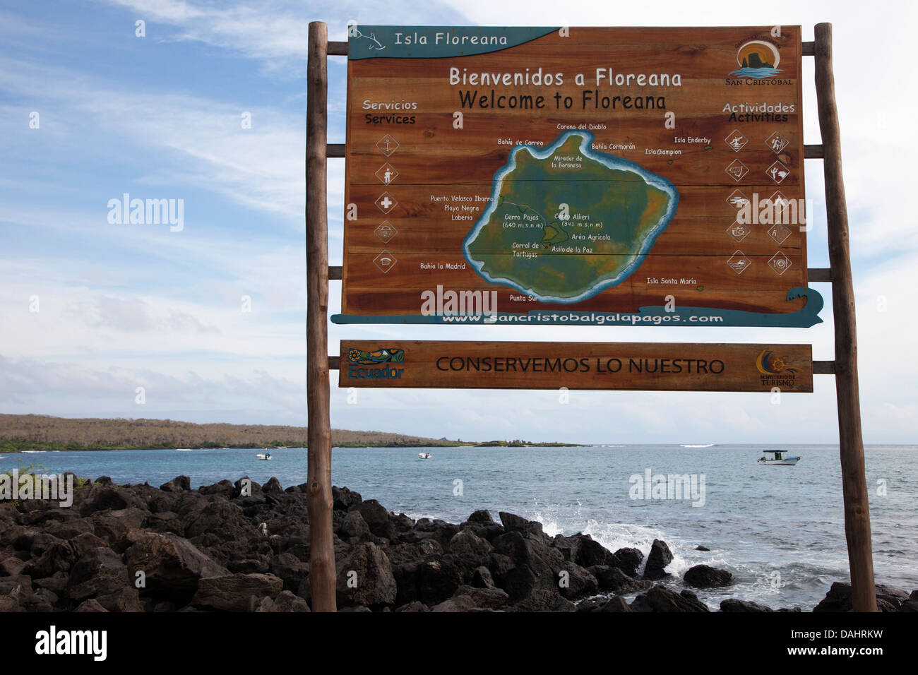 Willkommen bei Floreana Schild auf den Galapagos Inseln Stockfoto