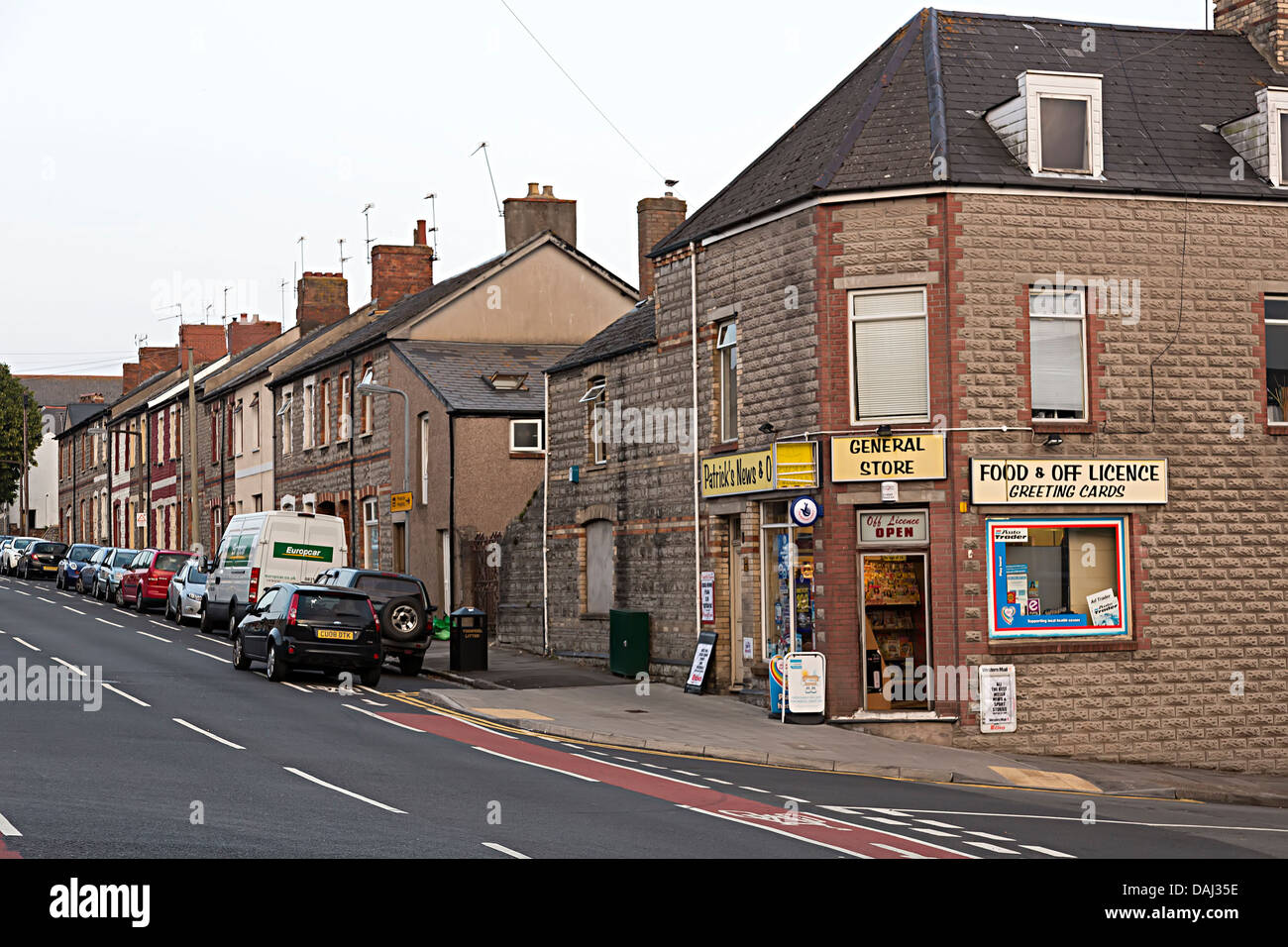 Gemischtwarenladen und Ecke Shop, Penarth, Wales, UK Stockfoto