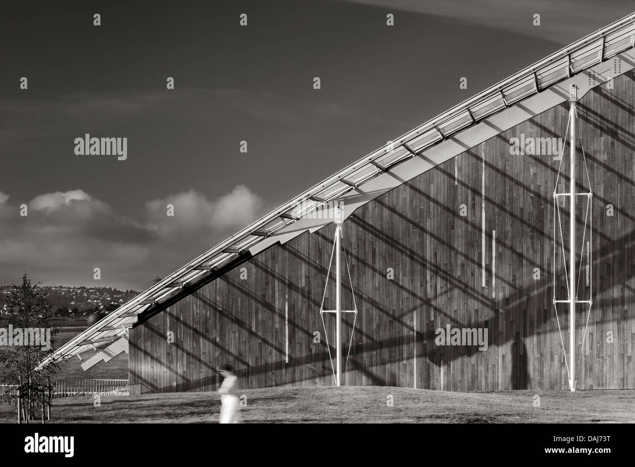 Tjuvholmen Symbol Komplex, Oslo, Norwegen. Architekt: Renzo Piano Building Workshop, 2012. Schatten auf Gebäude. Stockfoto