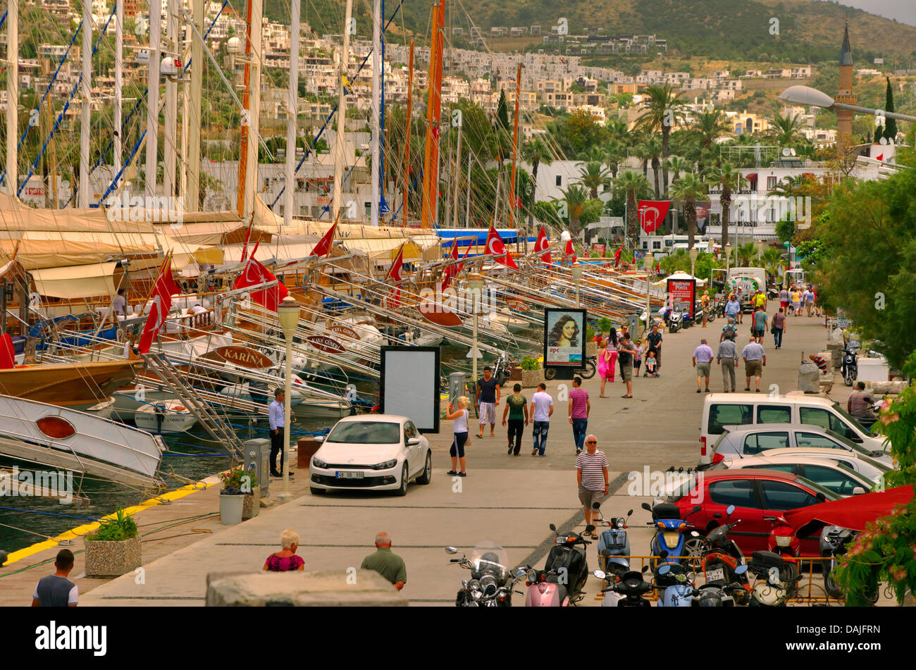 Kai von den wichtigsten Hafen von Bodrum, Provinz Mugla, Türkei. Stockfoto