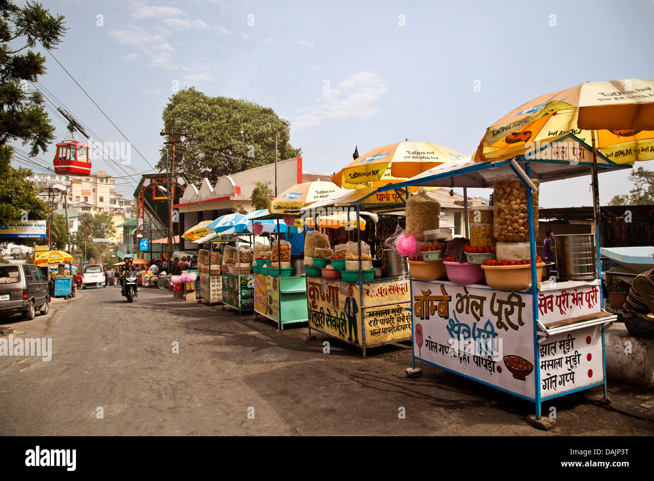 Garküchen am Straßenrand, Mall Road, Mussoorie, Uttarakhand, Indien Stockfoto