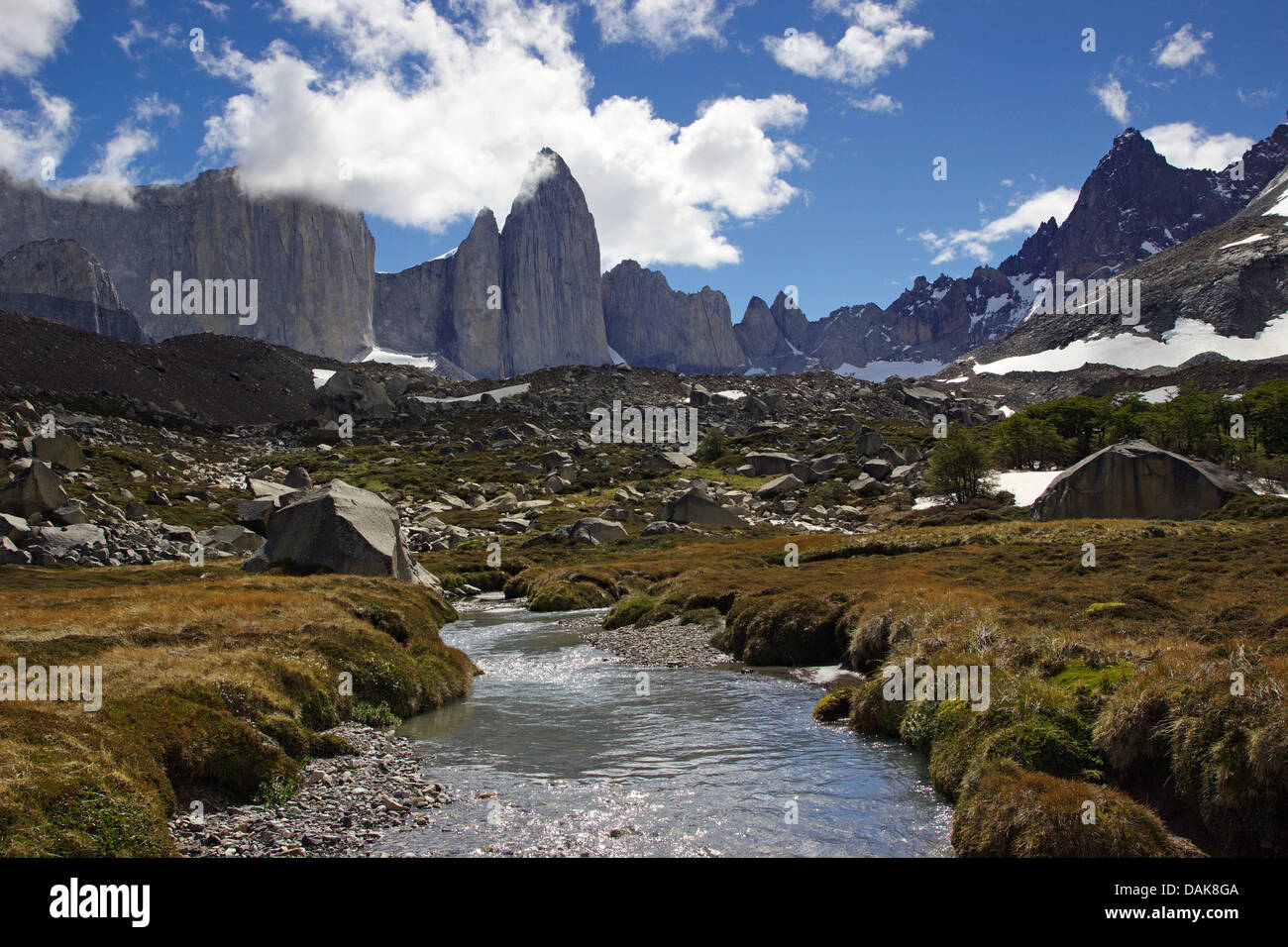 Valle del Frances und Cerro Catedral, Chile, Patagonien, Torres del Paine Nationalpark Stockfoto