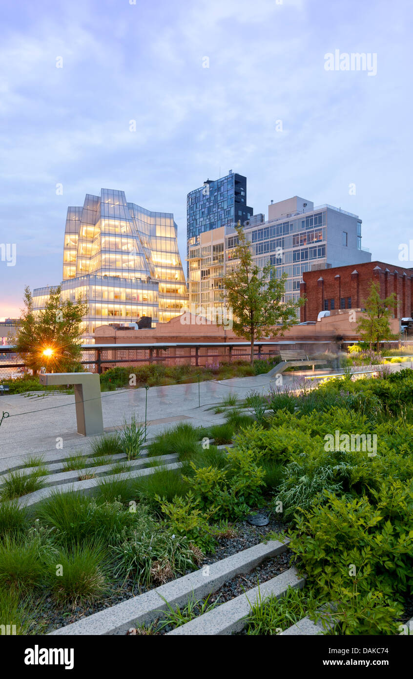 High Line New York City Manhattan High Line Park Frank Gehry Architektur Stockfoto