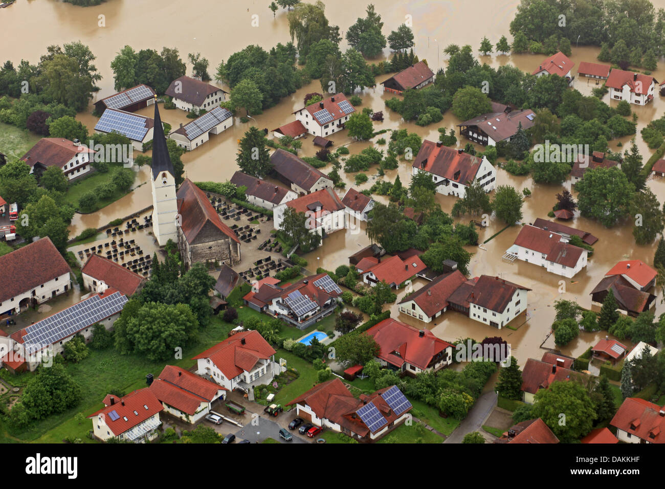 Mittich vom Fluss Inn im Juni 2013, Deutschland, Bayern, Landkreis Passau, Mittich überflutet Stockfoto