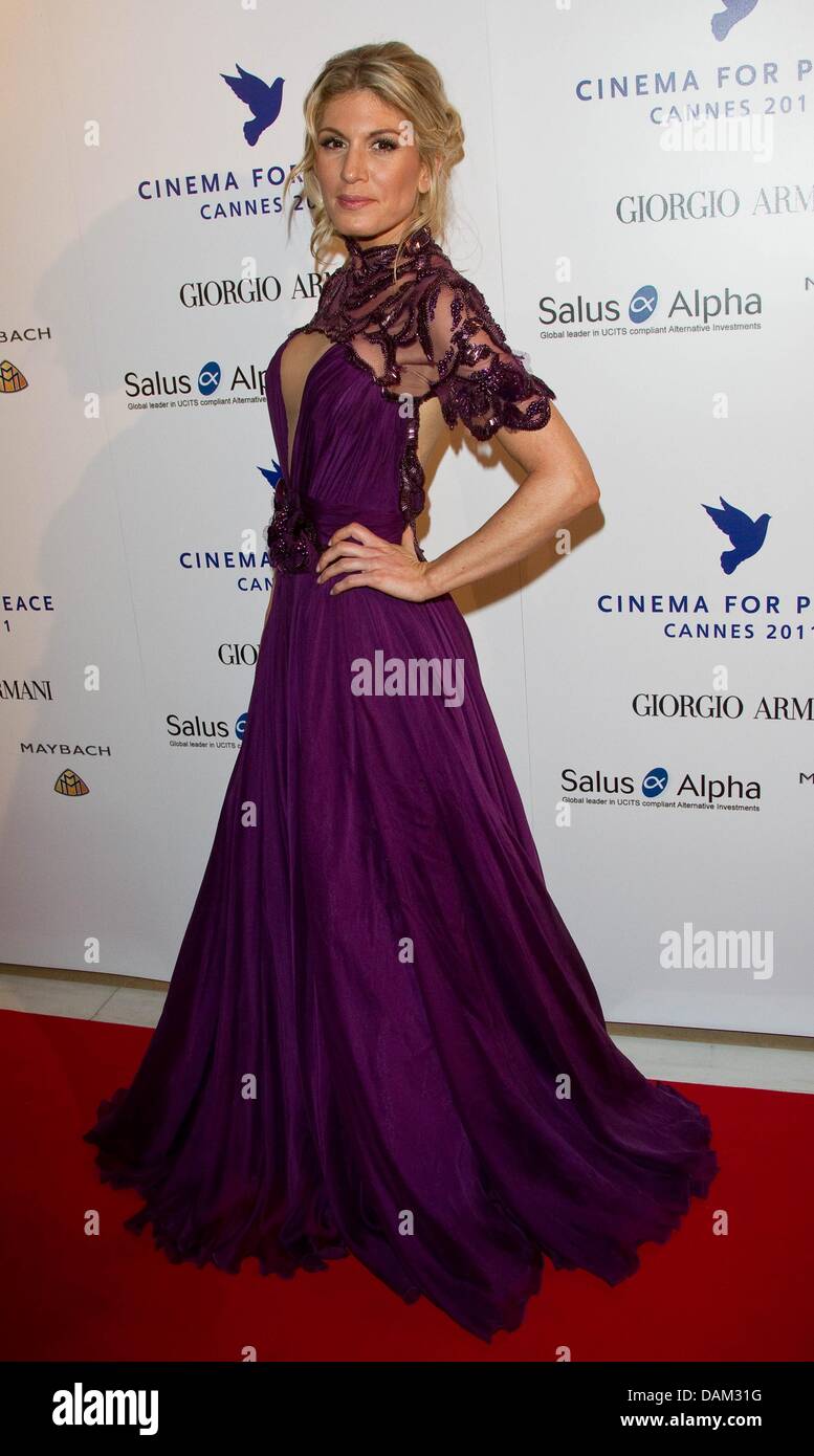 Israelische Socialite Hofit Golan besucht die Cinema For Peace-Abendessen während der 64. Internationalen Filmfestspiele von Cannes im Hotel Carlton in Cannes, Frankreich, am 18. Mai 2011. Foto: Hubert Boesl Stockfoto