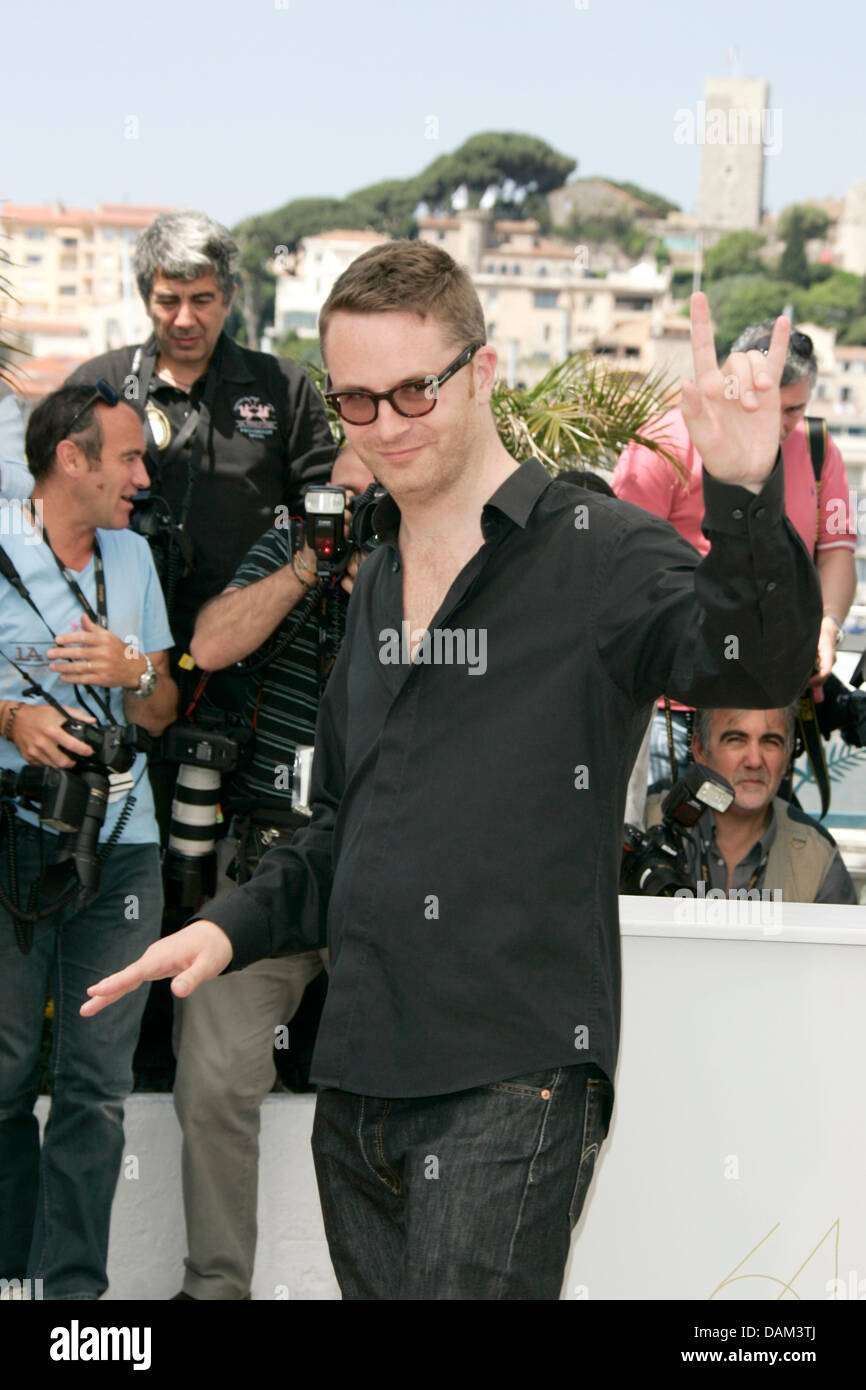 Dänische Regisseur Nicolas Winding Refn besucht die Photocall zum Film "Drive" bei der 64. Internationalen Filmfestspiele von Cannes am Palais des Festivals in Cannes, Frankreich, am 20. Mai 2011. Foto: Hubert Boesl Stockfoto