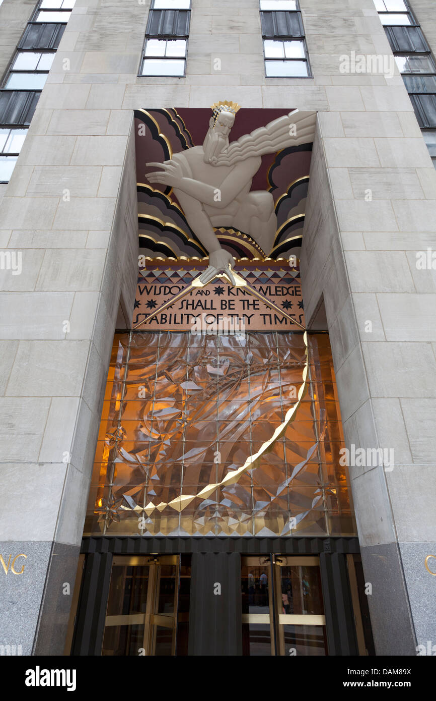 General Electric Building Fassade, Rockefeller Center, NYC, USA Stockfoto