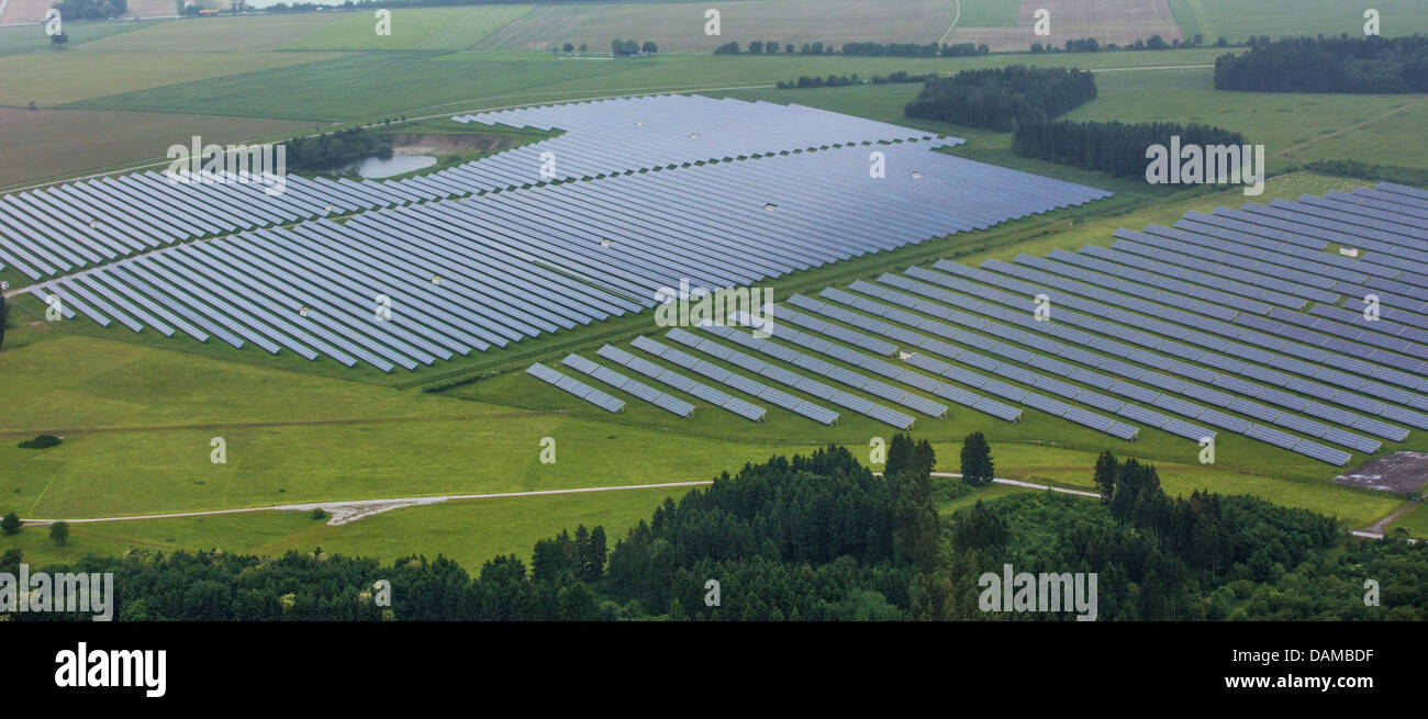 großflächige Photovoltaik-Anlage, Deutschland, Bayern, Pocking Stockfoto