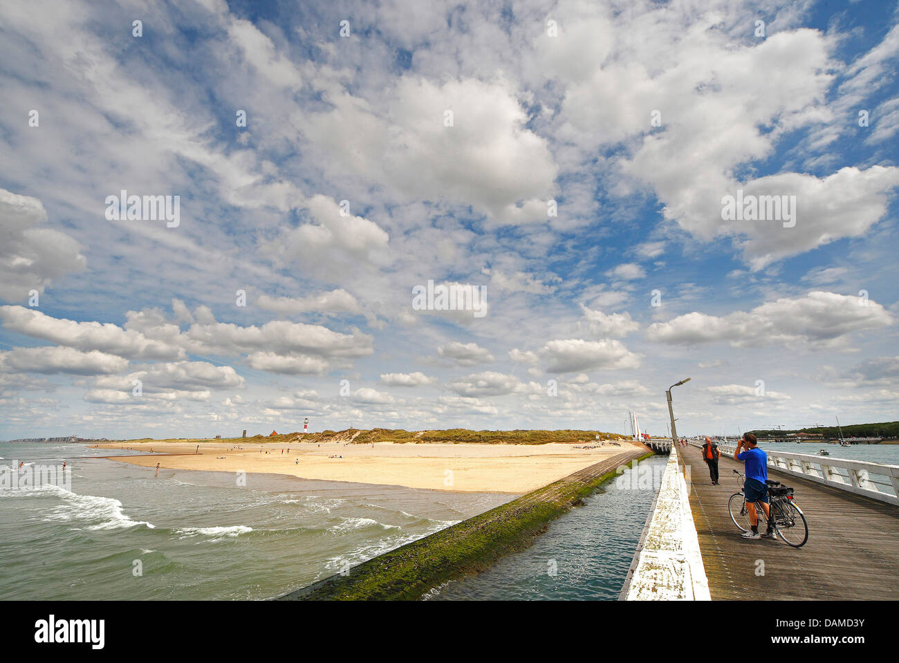 Blick vom Pier, Nordseeküste, Belgien Stockfoto