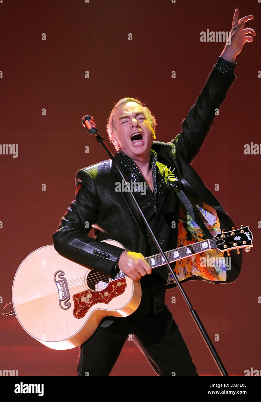 Neil diamond konzert Fotos und Bildmaterial in hoher Auflösung Alamy