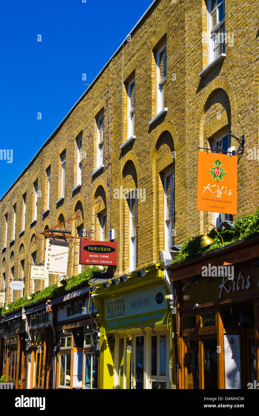 Café-Kultur im georgischen Terrasse Islington, London Stockfoto