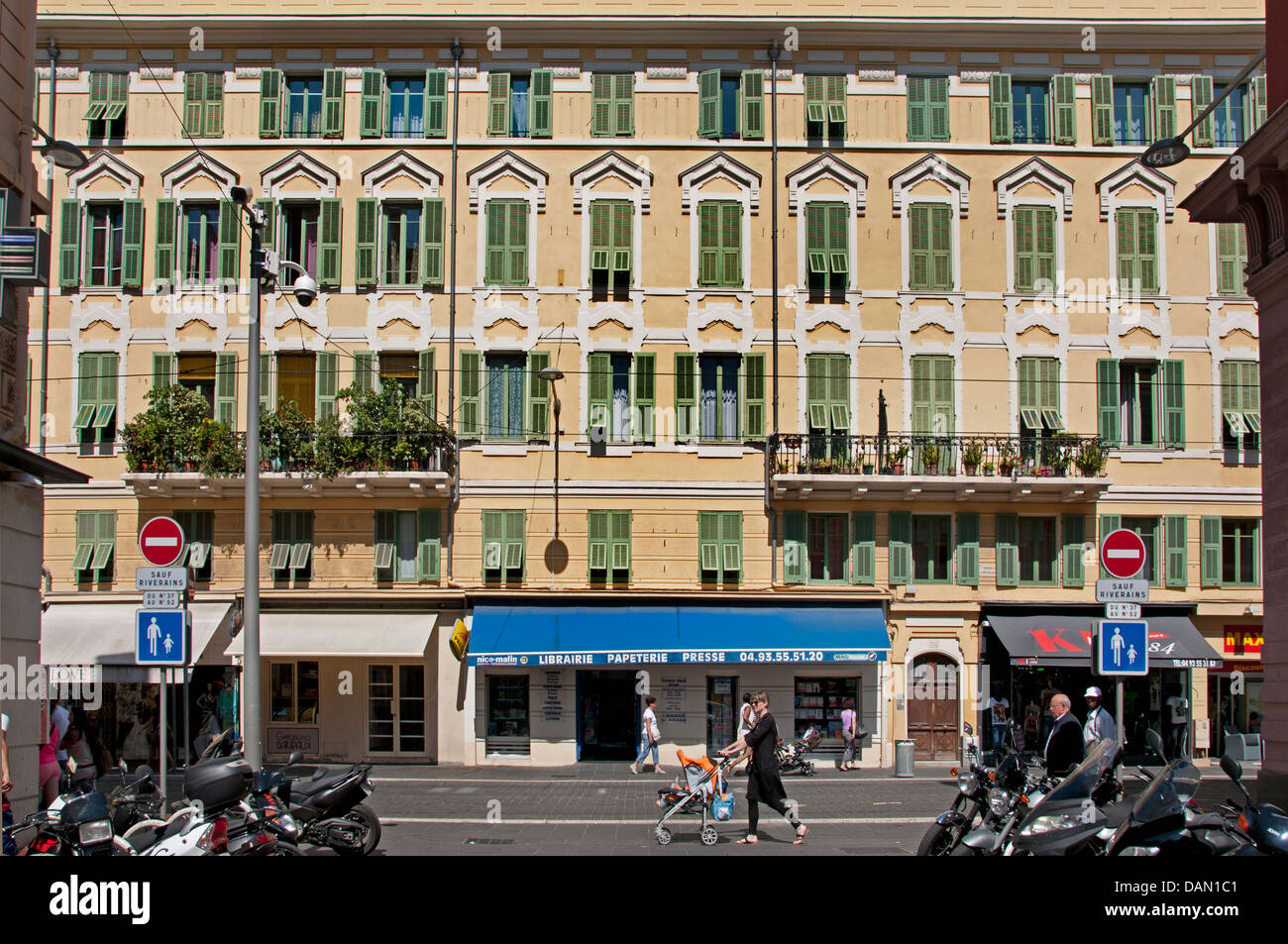 Nizza Av De La République Shopping Street Frankreich Französisch Stockfoto